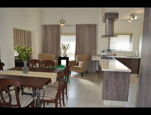 3 BEDROOM PROPERTY TO RENT IN COPPERLEAF ESTATE